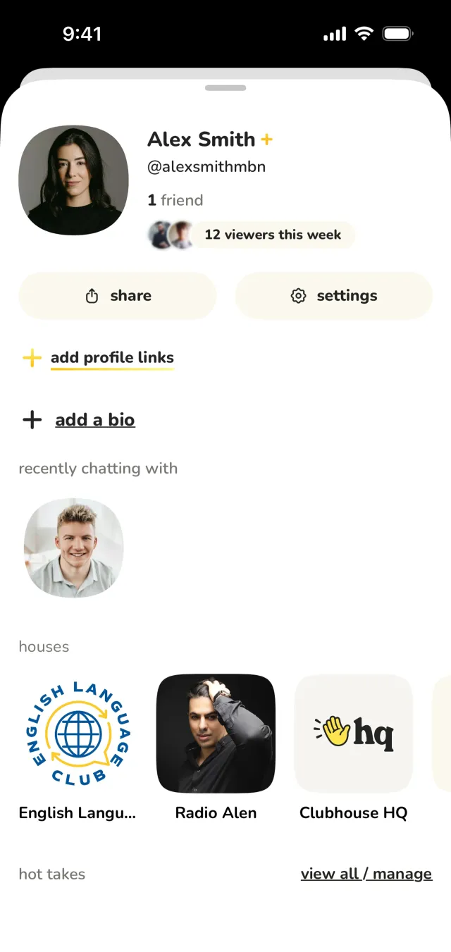 Clubhouse — Social скриншот интерфейса