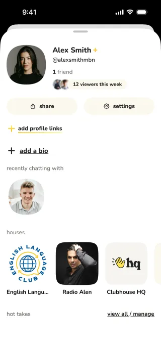 Clubhouse — Social скриншот интерфейса
