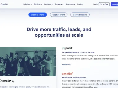 Clearbit — CRM скриншот интерфейса