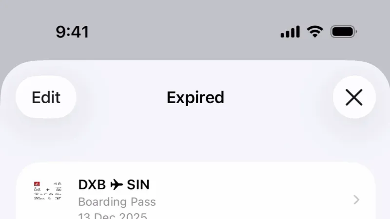 Bottom Sheet — Apple Wallet, Fintech UI