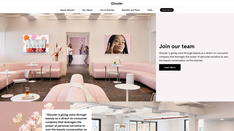 Glossier — Hero Section, скриншот 6/8